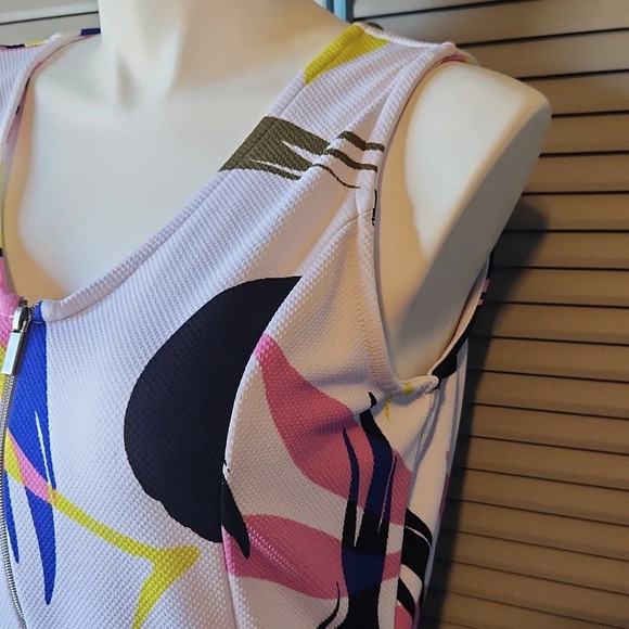 Attention Geometric Print Sleeveless Dress - Picture 7 of 14